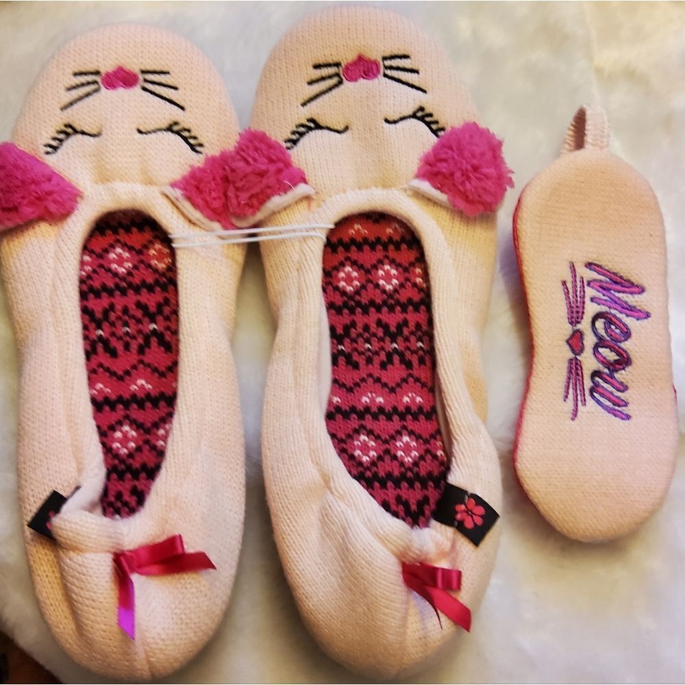 Embroidered Slippers & Sleep Mask Faux Fur Size XL NEW